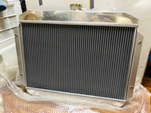 新品未使用　アルミ3層ラジエーター