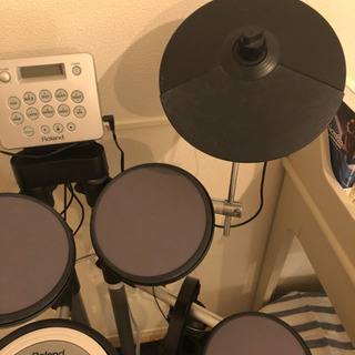 配送します。美品 ローランド(Roland) 電子ドラム ヘッドフォン付きの画像