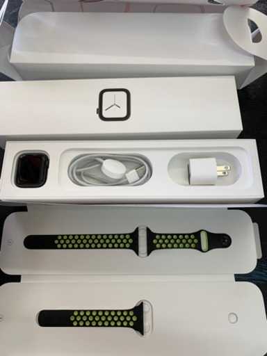 【美品】アップルウォッチ4 40mm セルラー&GPS NIKEバンド