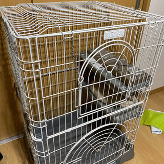 猫のケージ