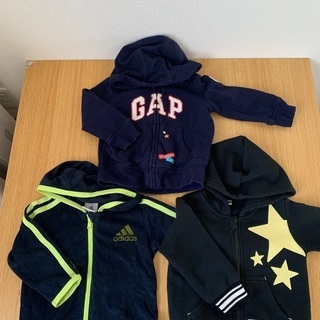 子供服80サイズ★パーカー3枚＋ジャンパーまとめ売り