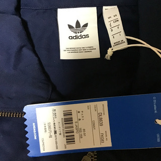 アディダス　上下セットの画像