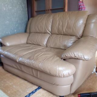 二人掛けソファーの画像