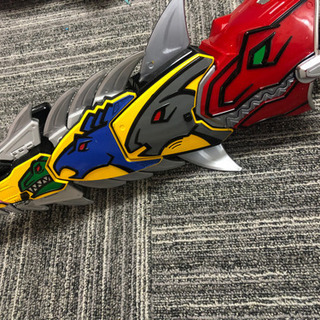 ヒーローのおもちゃの画像