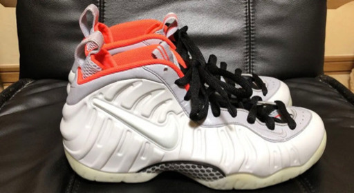 NIKE AIR FOAMPOSITE 蓄光　フォームポジット