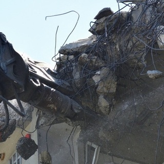 【解体工・手元】日給1万2000円～1万8000円‼️ 経験・能力ある方はすぐ昇給★の画像