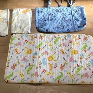 165、保育園用 布団袋、敷マット、ハーフケット2枚の画像