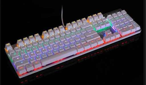 新品未使用　ゲーミングキーボード　メカニカルスイッチ　青軸　LEDバッグライト付き　104キーWin8/Win7/WinXP/Vista/Mac　OS対応　有線USB接続Fn複合キー