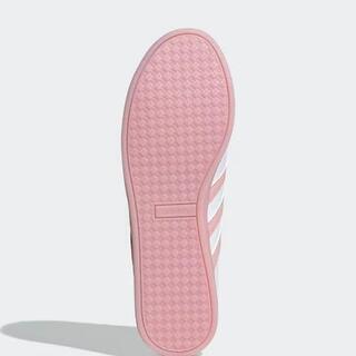 公式】アディダスadidasレディースシューズ　送料無料の画像