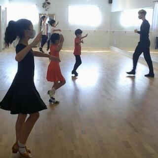 🎵社交ダンス 子供～大人🎵佐世保の画像