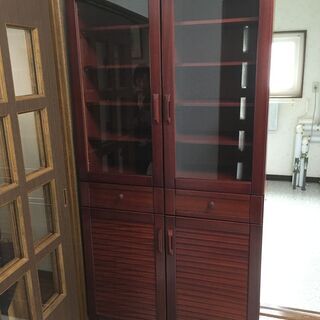 【直接引渡し可能な方限定】食器棚／赤茶色／使用品【羅臼町役場環境...