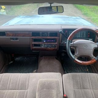 グロリア 2.0 8人乗り 車検R3年5月 走行143,000㌔の画像