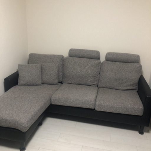 3人がけカウチソファー