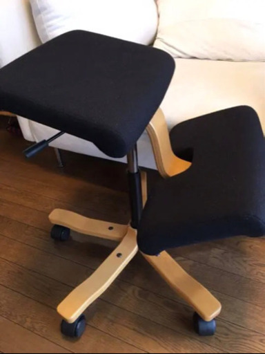 ストッケ　ヴァリエール社　バランスチェア