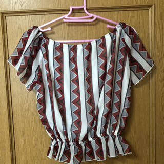 オフショルダー美品の画像