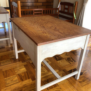 カントリー家具　勉強机①の画像