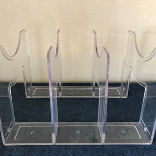 アクリル製本立て(4つセット)の画像