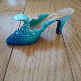 綺麗なヒールのミニチュア