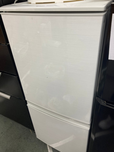 【つけかえどっちもドア】12,000円 シャープ 冷蔵庫 小型 2ドア 137L ホワイト SJ-D14C-W