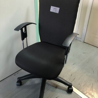 事務用の椅子を取りに来て頂ける方限定で差し上げます。の画像