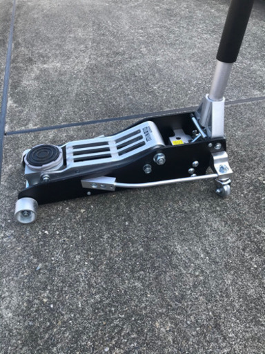 アルミジャッキ　1.5t ミナト電機工業