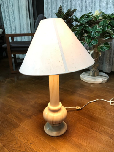 【値下げ‼️】　大理石製のスタンド‼️