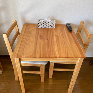 ダイニングテーブル3点セットの画像