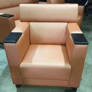新品・未使用品　ARLS　1人掛けソファの画像