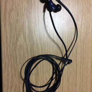 SONY 重低音イヤホン　と　もう１本おまけ