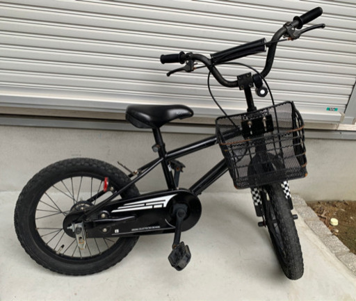 子供用　自転車　16インチ　補助輪あります