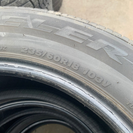 235/60/18 夏タイヤ 中古　ハリアーなどに