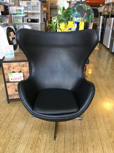 アルネ・ヤコブセン エッグチェア 黒 Egg chair リプロダクト品 デザイナーズ レザー調