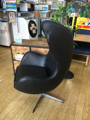 アルネ・ヤコブセン エッグチェア 黒 Egg chair リプロダクト品 デザイナーズ レザー調