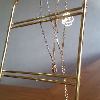 お洒落！透かし薔薇チャーム＆二種デザインチェーンブレスレットの画像