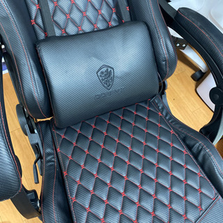 黒+赤　ゲーミングチェア　新品の画像