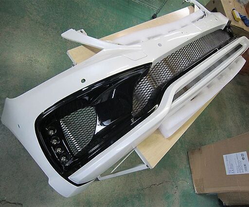 【引き取り限定】WALD　ヴァルド　W222前期　フロントバンパー　ダイヤモンドホワイト　BLACKBISON　メルセデスベンツ　Mercedes-Benz　Sクラス