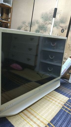 LC-40DR9  2013年モデル型のTV
