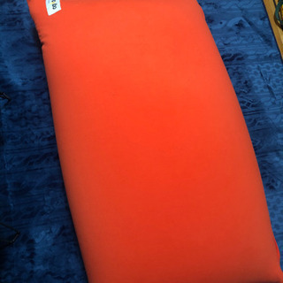 受け渡し予定者決定済】Yogibo Midi（ヨギボーミディ）オレンジ