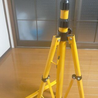 投光器スタンドさしあげますの画像