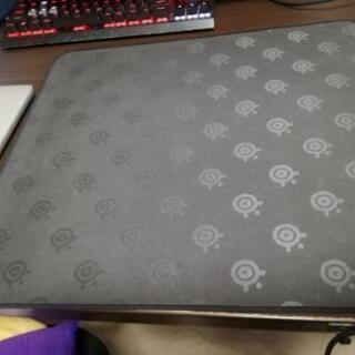 steekseries QcK EDGE L マウスパッドの画像