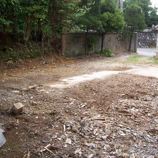眺望良し、海が見えます！伊平屋島・伊是名島まで見渡せる自然豊かな住宅街です♪上物撤去済です − 沖縄県