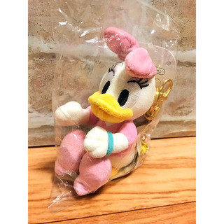 DISNEY ディズニー デイジー　ダック ぬいぐるみ キーホルダーの画像