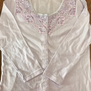 ゆったり女性用前開き肌着シャルレもちろん未使用