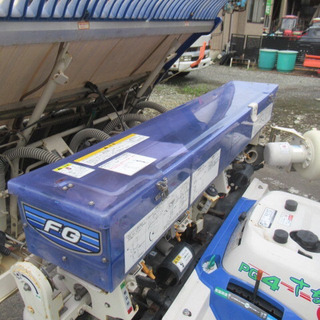 イセキ 4条植え 田植機 PQ4DUF 施肥機 8.8馬力の画像