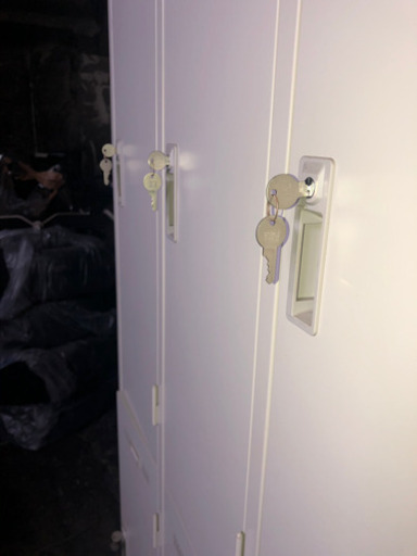 ロッカー　新品　未使用　全部　鍵付き