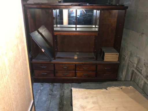 ‼️最終値下げ‼️チャダンス　家具　高級家具　お酒を入れても良いと思います。