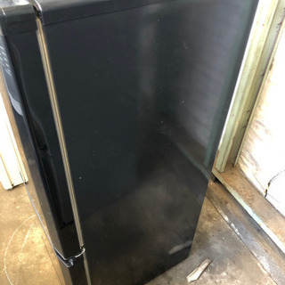 ⭐︎新品同様⭐︎2017年 三菱 146L 2ドア冷凍冷蔵庫 MR-P15A-B 右開き⭐︎の画像