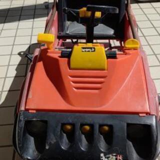 足こぎ乗用玩具 (取引中)