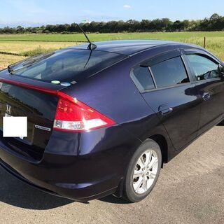 コミコミ★車検R5年11月★HONDAインサイト★高燃費、クルーズコントロール、バックモニター、装備多数‼️の画像