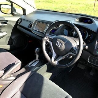 コミコミ★車検R5年11月★HONDAインサイト★高燃費、クルーズコントロール、バックモニター、装備多数‼️の画像